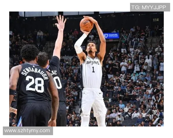 火箭对决马刺精彩赛事腾讯视频全程直播不容错过